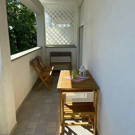 Apartament Comodo Tra E Riccione