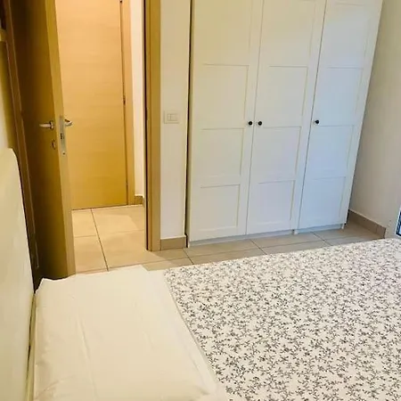 Appartamento Comodo Tra E Riccione